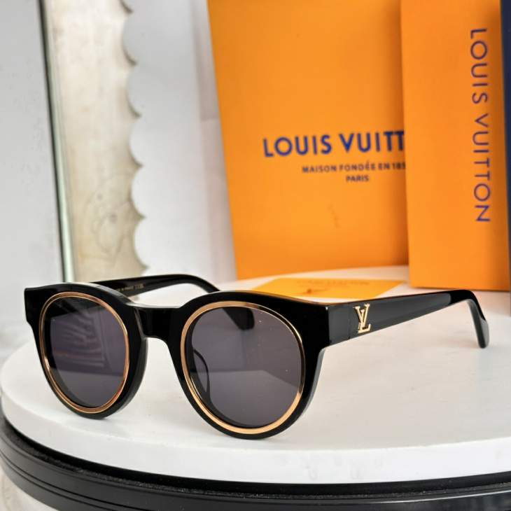 Picture of Louis Vuitton Sunglasses _SKUfw76722127fw